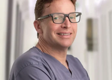 Dr Maximilian Riewer German Dentist