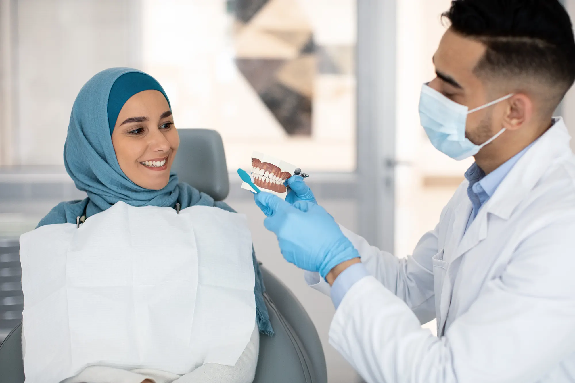 Teeth-Cleaning-In-Dubai-1