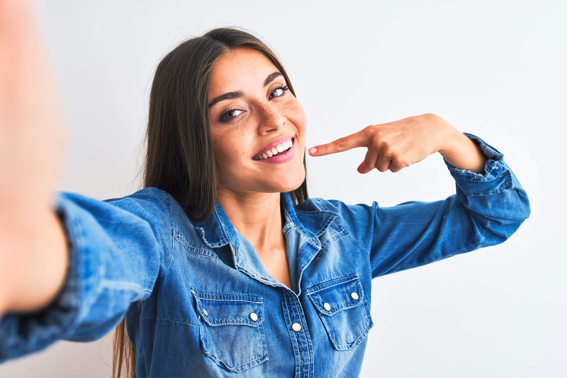 teeth-cleaning-Dubai